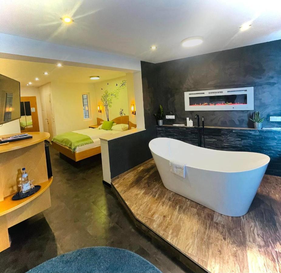 Berghotel Kristall Idar-Oberstein Zewnętrze zdjęcie